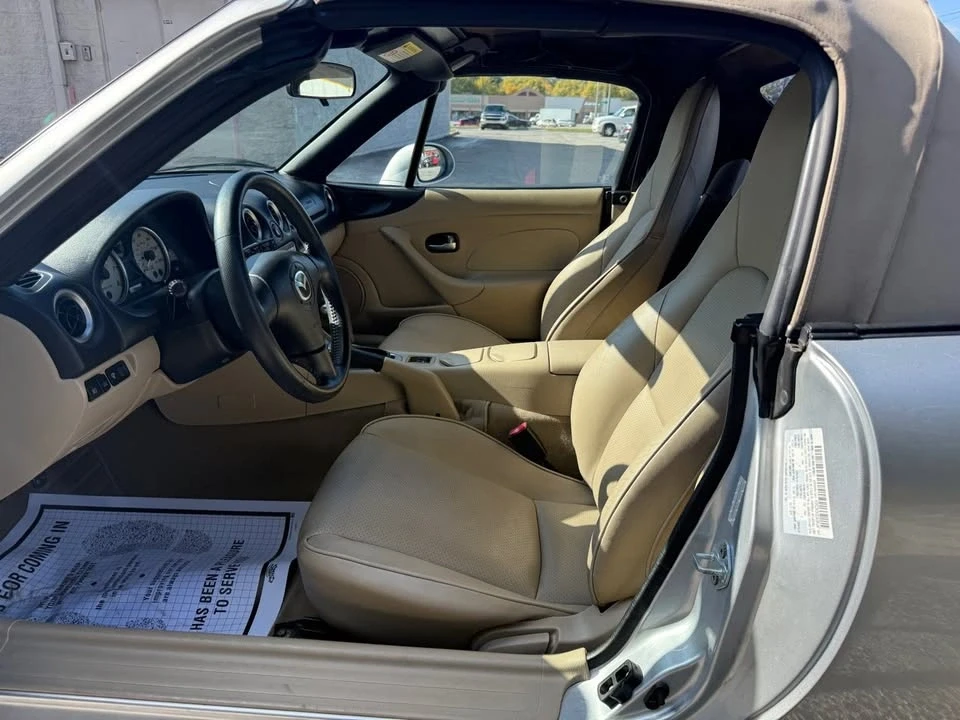 2004 Mazda NB MX-5 Miata - Image 13 of 20