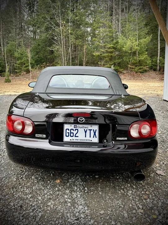 2004 Mazda NB MX-5 Miata - Image 2 of 11