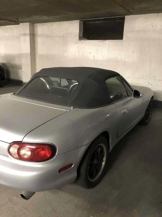 2004 Mazda NB MX-5 Miata - Image 6 of 8