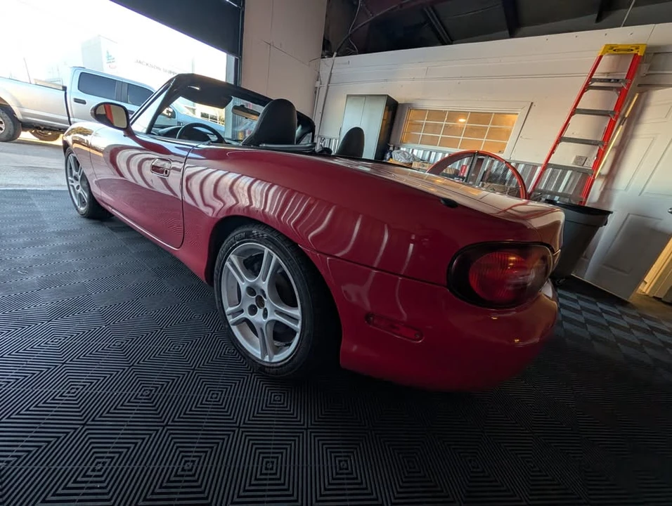 2004 Mazda NB MX-5 Miata - Image 3 of 11