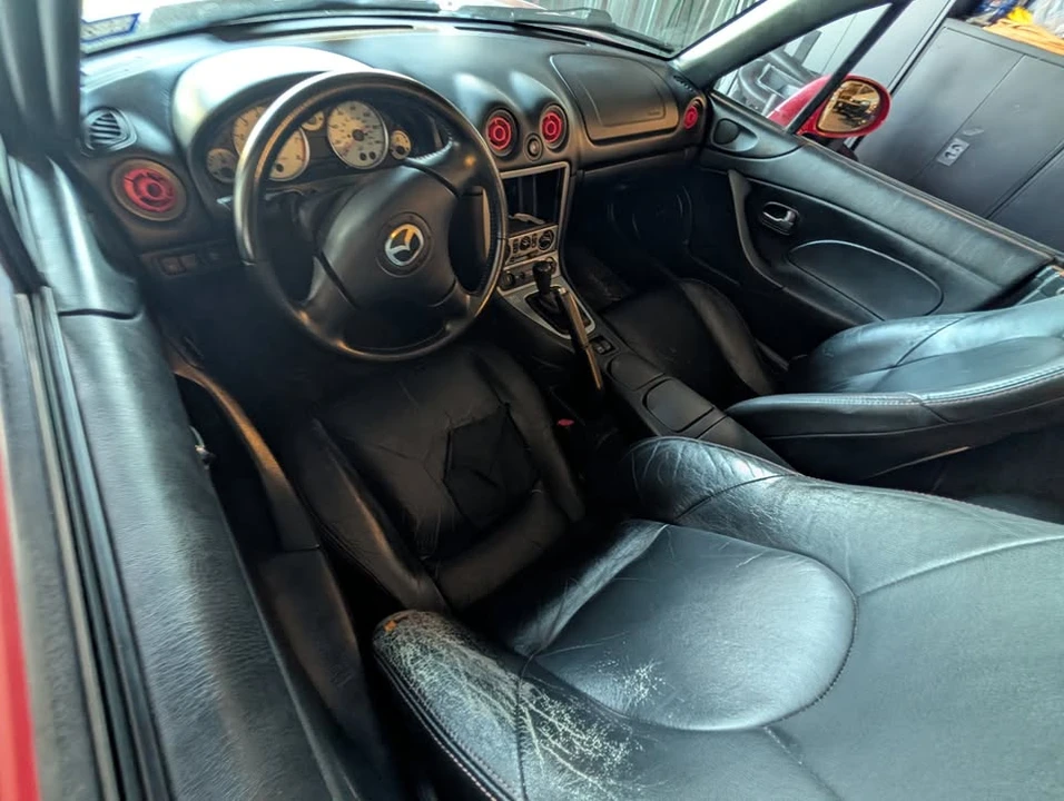 2004 Mazda NB MX-5 Miata - Image 8 of 11