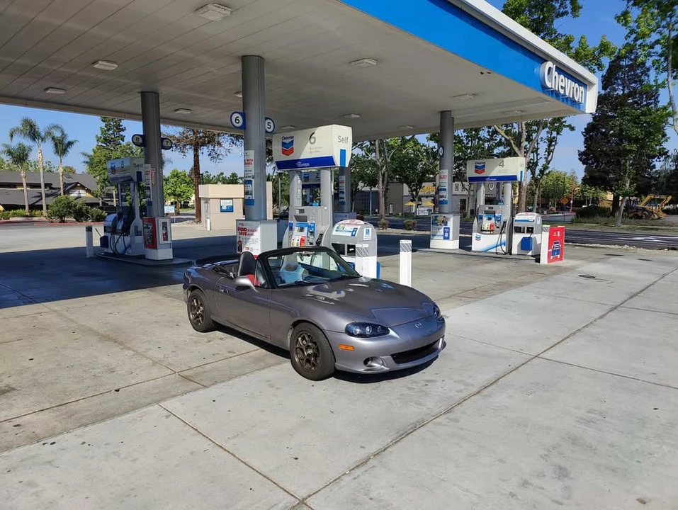 2004 Mazda NB MX-5 Miata - Image 9 of 9