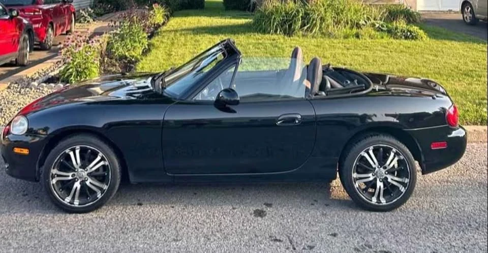 2004 Mazda NB MX-5 Miata - Image 4 of 8
