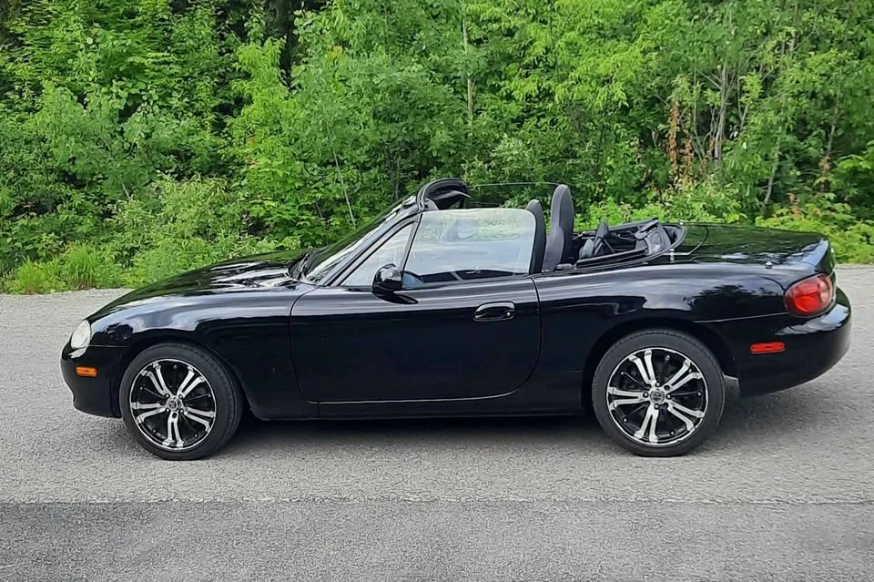 2004 Mazda NB MX-5 Miata - Image 3 of 8
