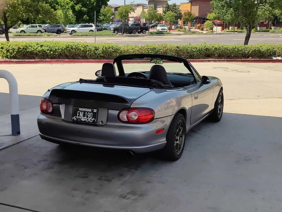 2004 Mazda NB MX-5 Miata - Image 5 of 9