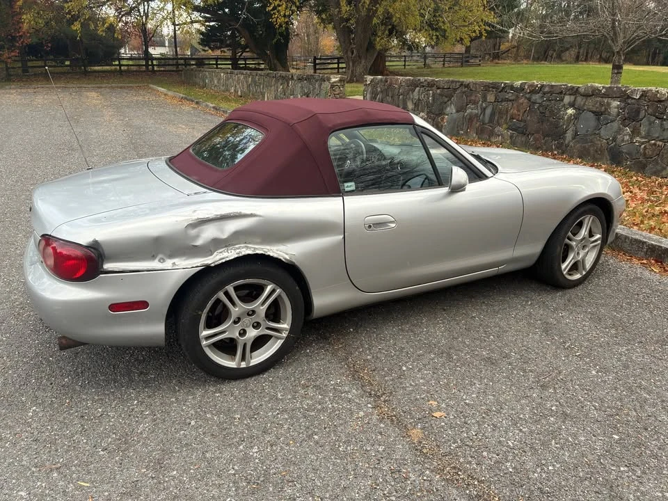 2004 Mazda NB MX-5 Miata - Image 5 of 14