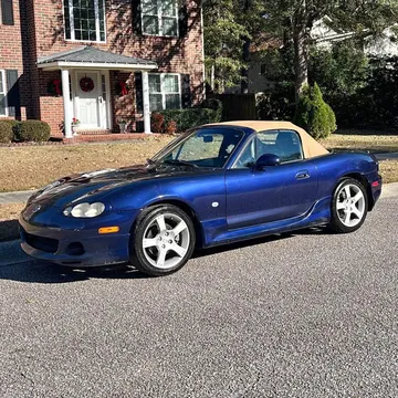 2004 Mazda MX-5 Miata