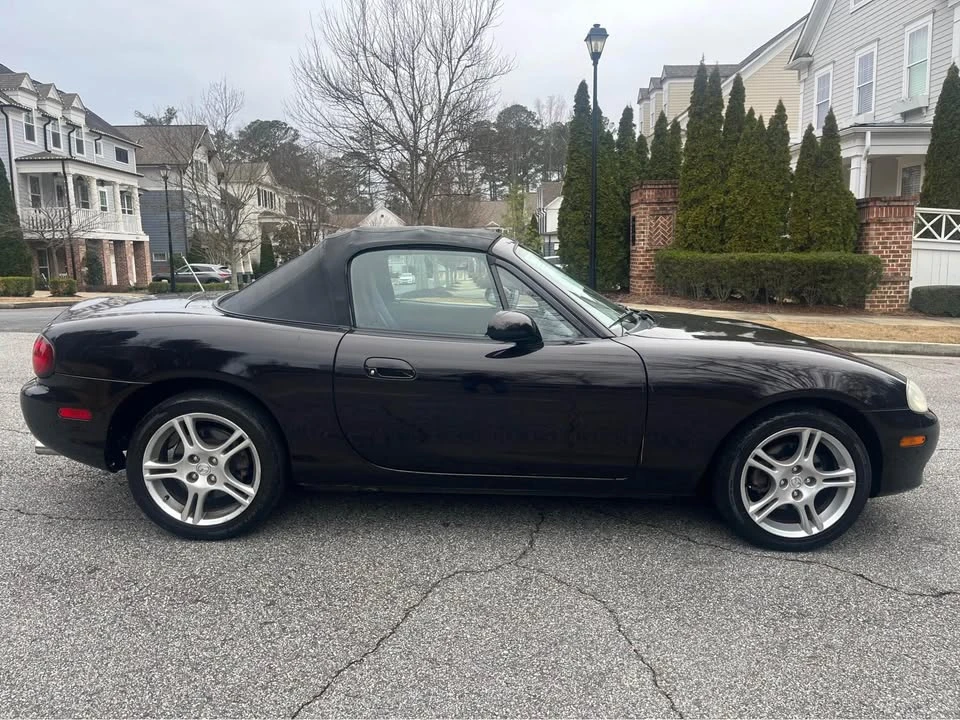 2004 Mazda NB MX-5 Miata - Image 6 of 12