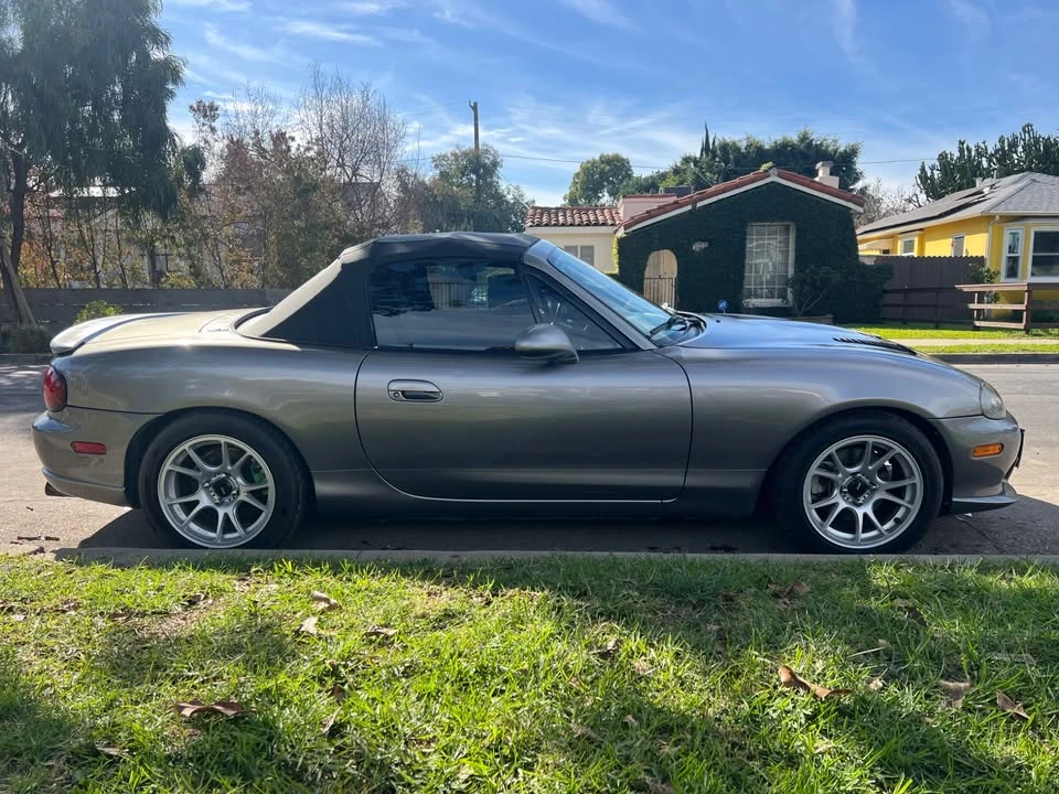 2004 Mazda NB MX-5 Miata - Image 5 of 12