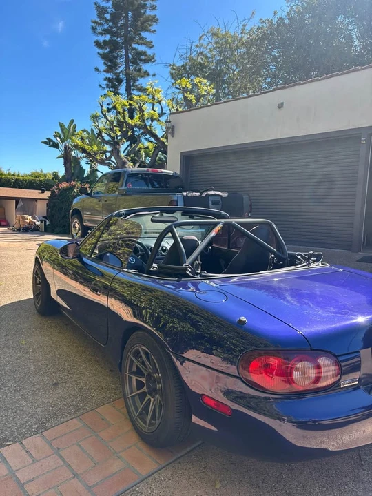 2004 Mazda NB MX-5 Miata - Image 2 of 12