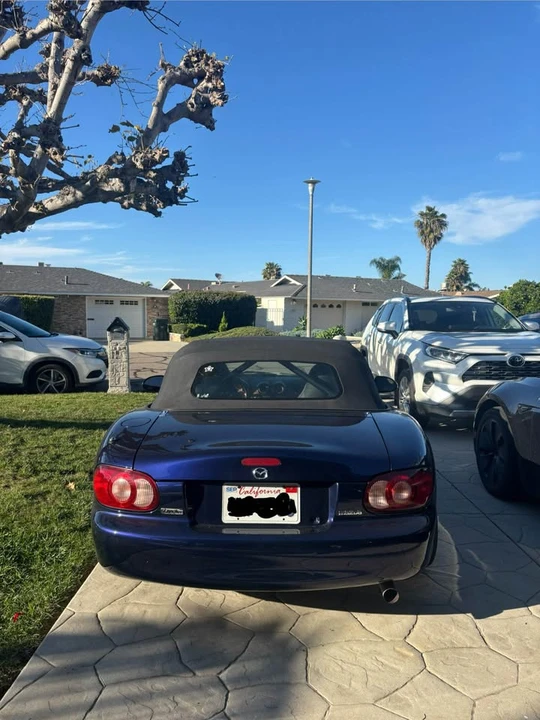 2004 Mazda NB MX-5 Miata - Image 8 of 12