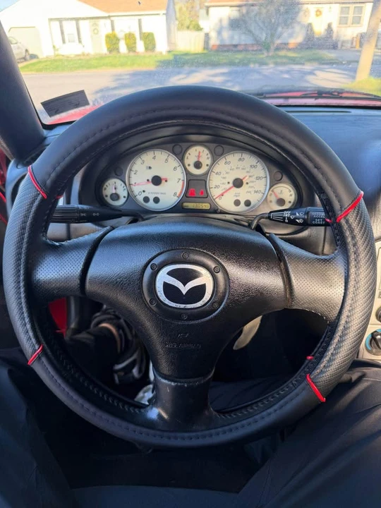 2004 Mazda NB MX-5 Miata - Image 9 of 10