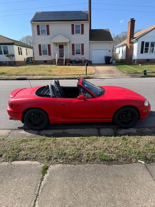 2004 Mazda NB MX-5 Miata - Image 5 of 10