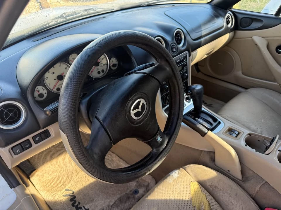2004 Mazda NB MX-5 Miata - Image 12 of 14