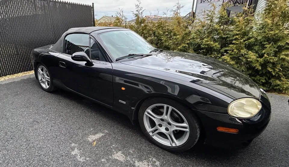 2004 Mazda NB MX-5 Miata - Image 9 of 12