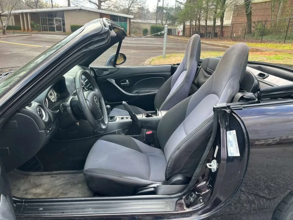 2004 Mazda NB MX-5 Miata - Image 17 of 20