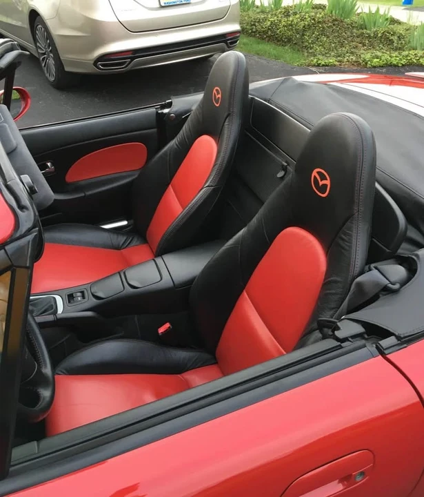 2004 Mazda NB Mazdaspeed MX-5 Miata - Image 8 of 15
