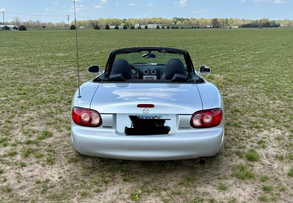 2004 Mazda NB MX-5 Miata - Image 3 of 14