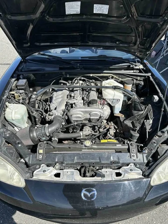 2004 Mazda NB MX-5 Miata - Image 11 of 12