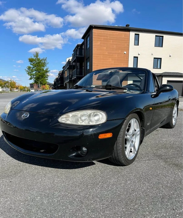 2004 Mazda NB MX-5 Miata - Image 2 of 12