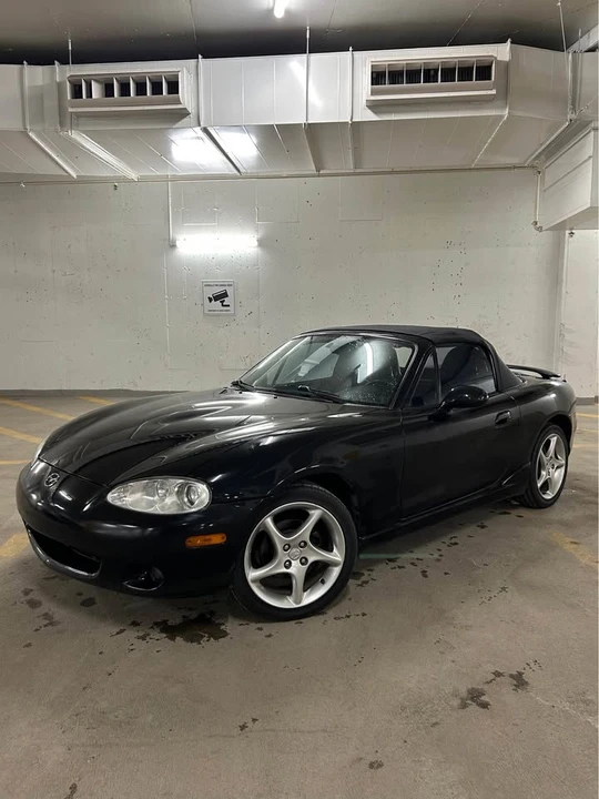 2004 Mazda NB MX-5 Miata - Image 4 of 17