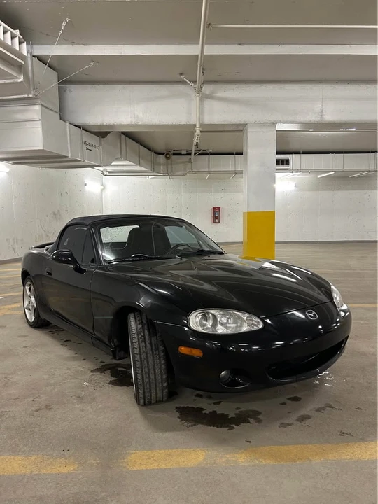 2004 Mazda NB MX-5 Miata - Image 10 of 17