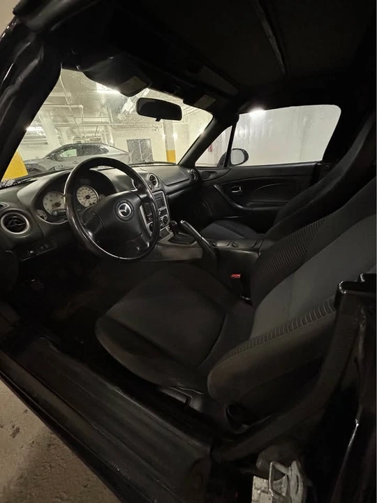 2004 Mazda NB MX-5 Miata - Image 12 of 17
