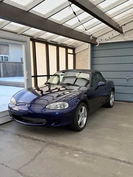 2004 Mazda MX-5 Miata