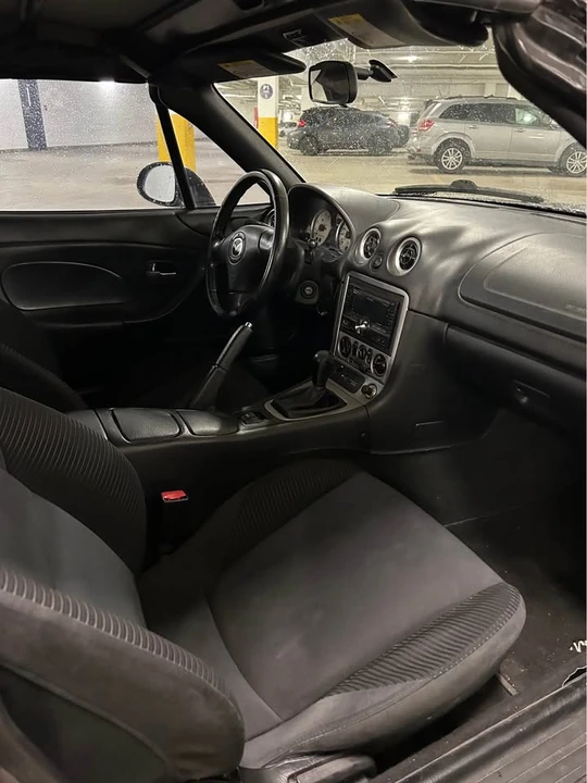 2004 Mazda NB MX-5 Miata - Image 14 of 17
