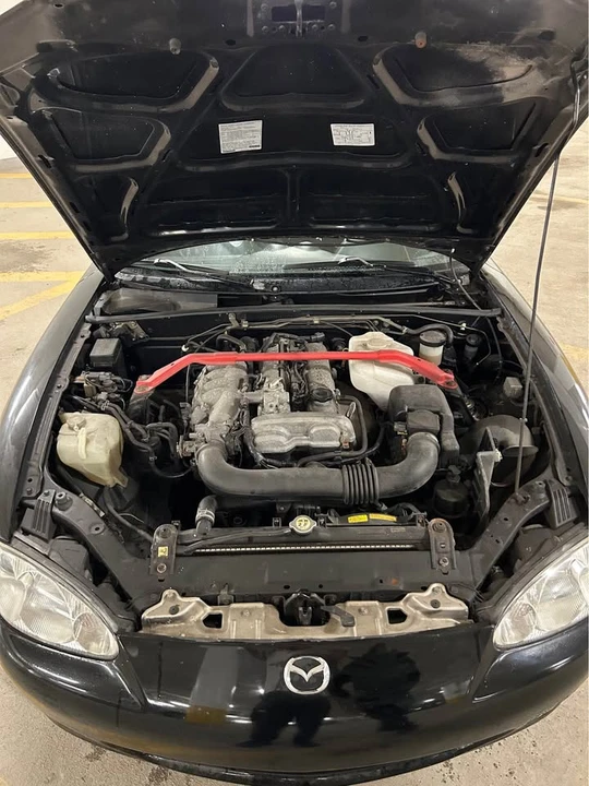 2004 Mazda NB MX-5 Miata - Image 11 of 17