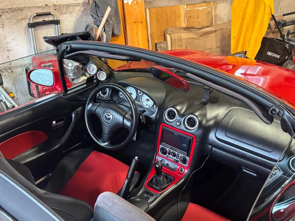 2004 Mazda NB MX-5 Miata - Image 5 of 7