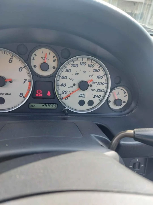 2004 Mazda NB MX-5 Miata - Image 5 of 10