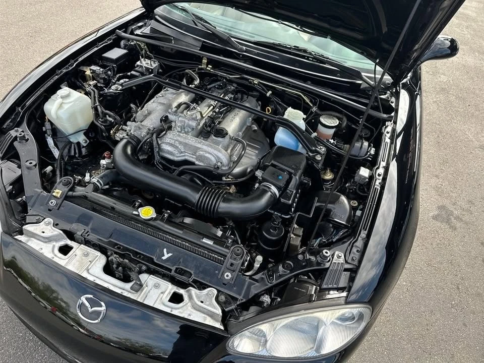 2004 Mazda NB MX-5 Miata - Image 14 of 20