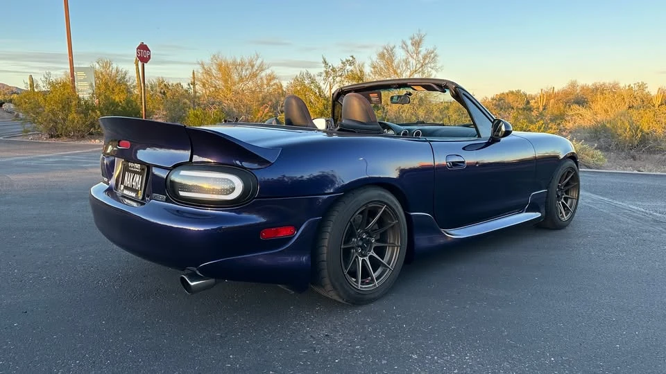 2004 Mazda NB MX-5 Miata - Image 4 of 10
