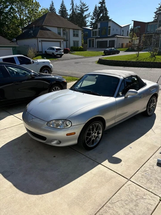 2004 Mazda NB MX-5 Miata - Image 2 of 4