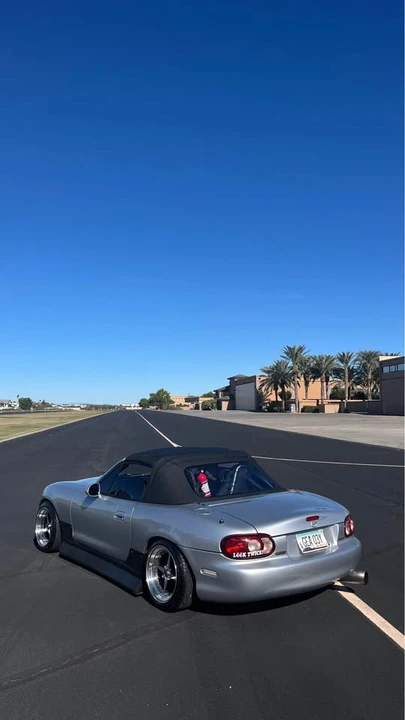 2004 Mazda NB MX-5 Miata - Image 4 of 8
