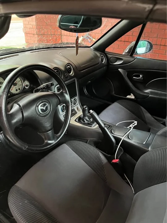 2004 Mazda NB MX-5 Miata - Image 2 of 6