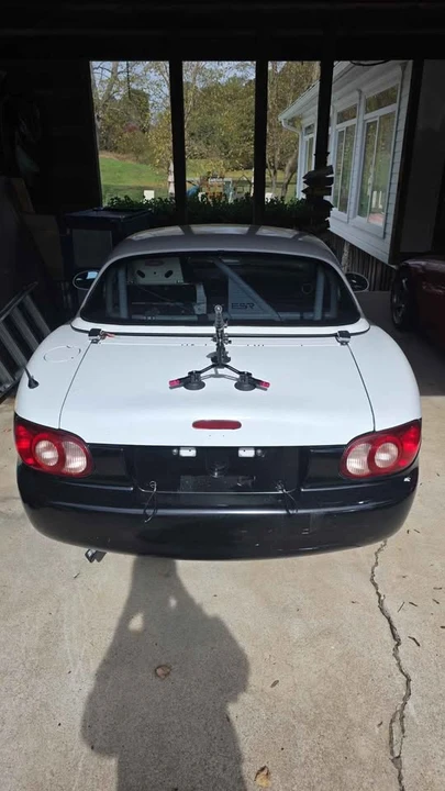 2004 Mazda NB MX-5 Miata - Image 5 of 11