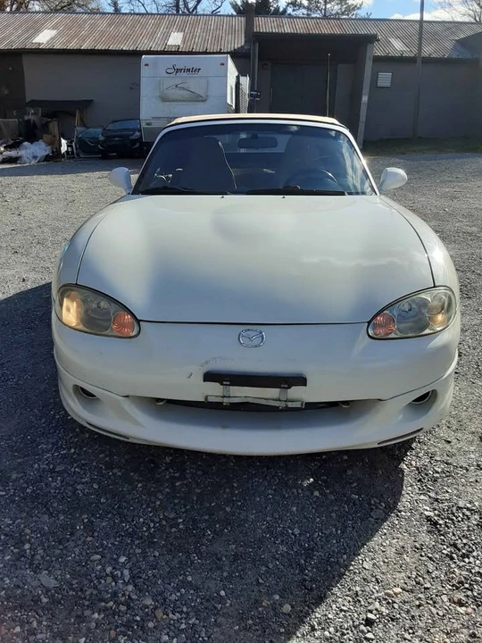 2004 Mazda NB MX-5 Miata - Image 2 of 16