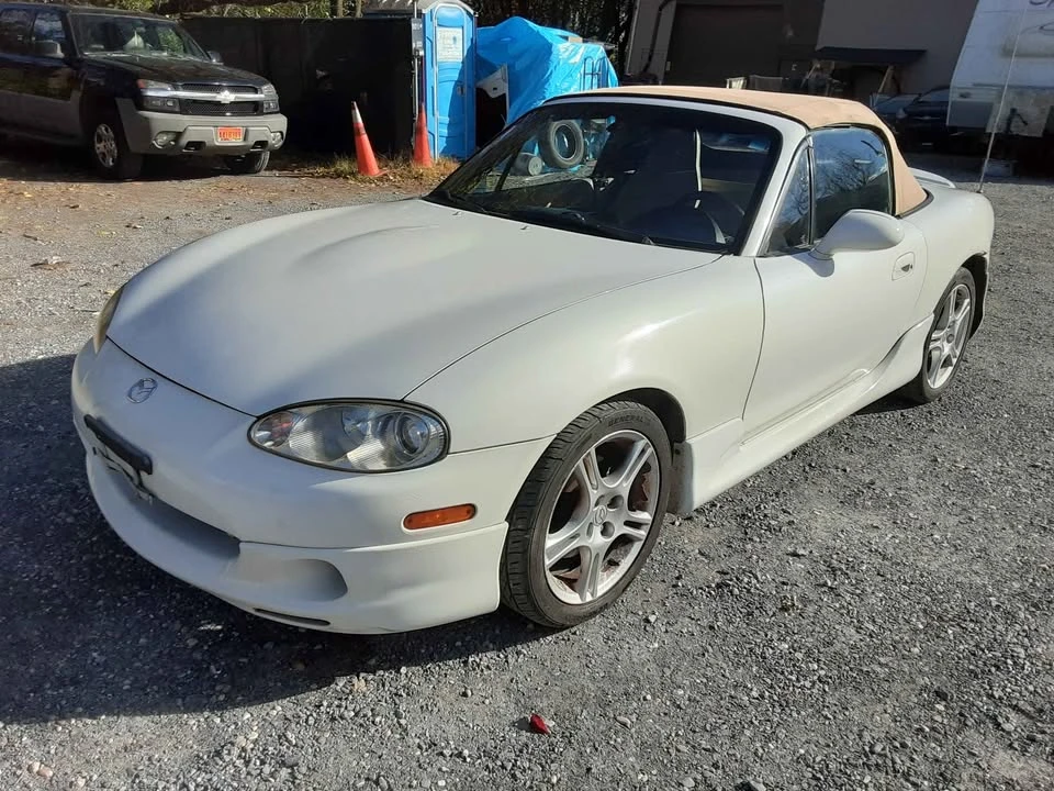 2004 Mazda NB MX-5 Miata - Image 3 of 16