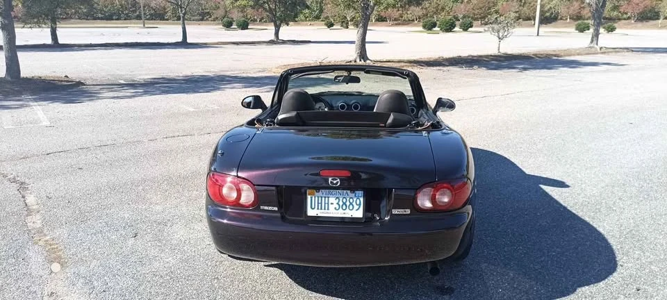 2004 Mazda NB MX-5 Miata - Image 3 of 17
