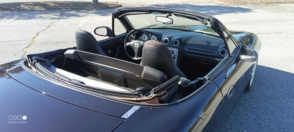 2004 Mazda NB MX-5 Miata - Image 12 of 17