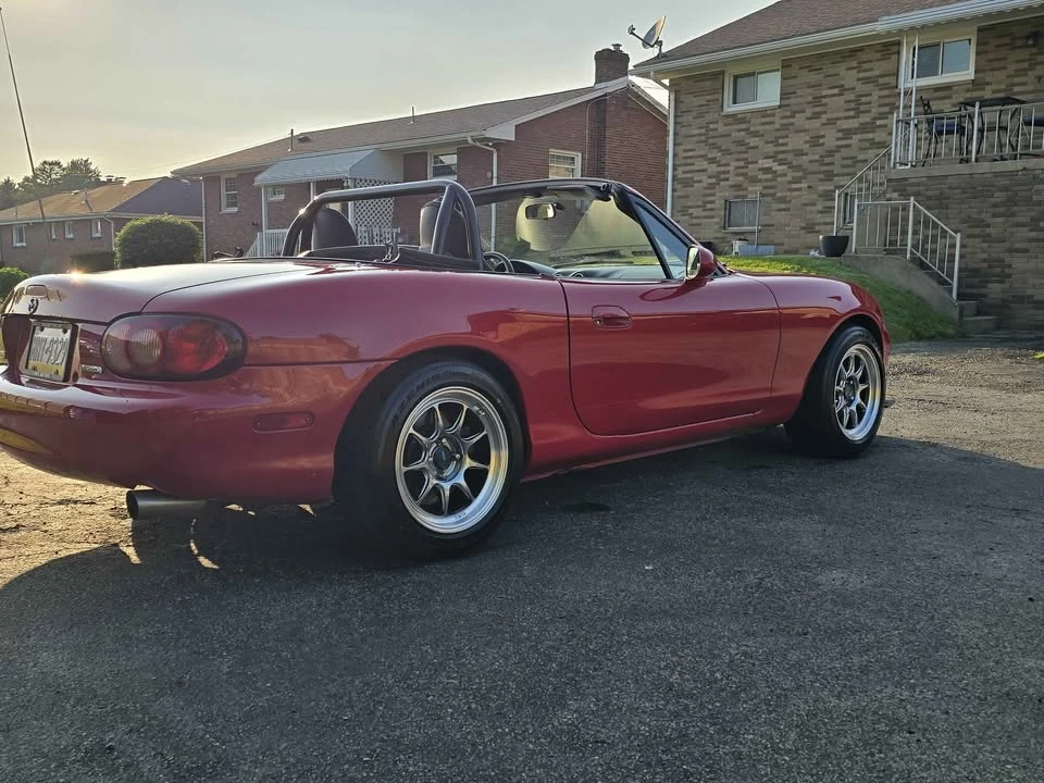 2004 Mazda NB MX-5 Miata - Image 9 of 14