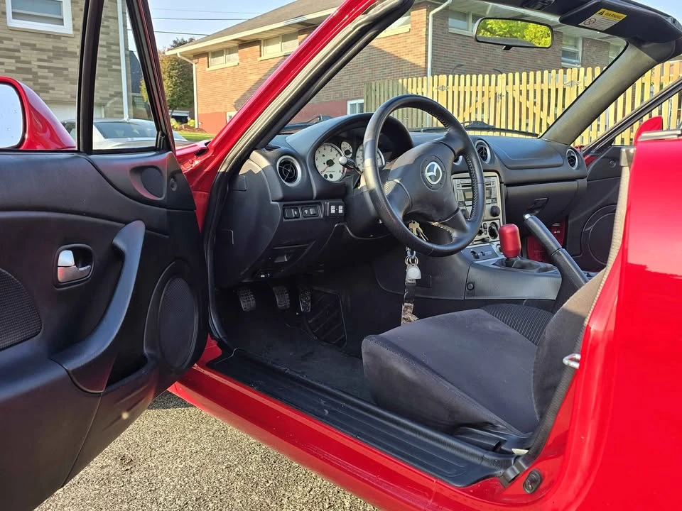 2004 Mazda NB MX-5 Miata - Image 13 of 14
