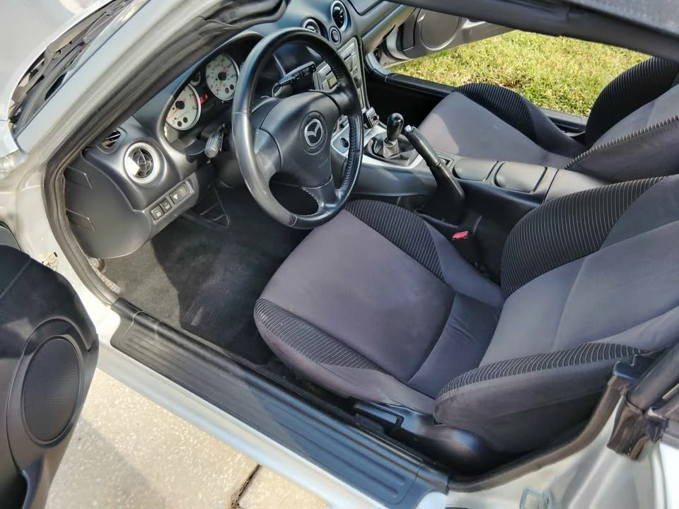 2004 Mazda NB MX-5 Miata - Image 7 of 18