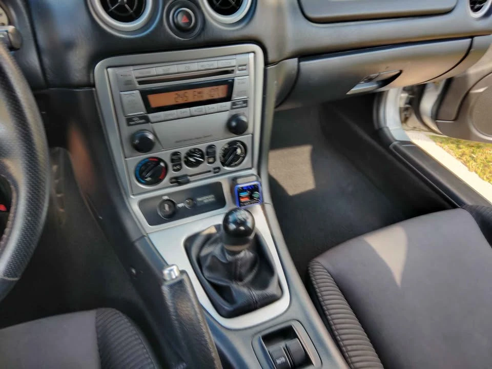 2004 Mazda NB MX-5 Miata - Image 2 of 16