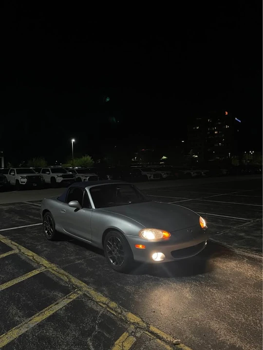 2004 Mazda NB MX-5 Miata - Image 2 of 5