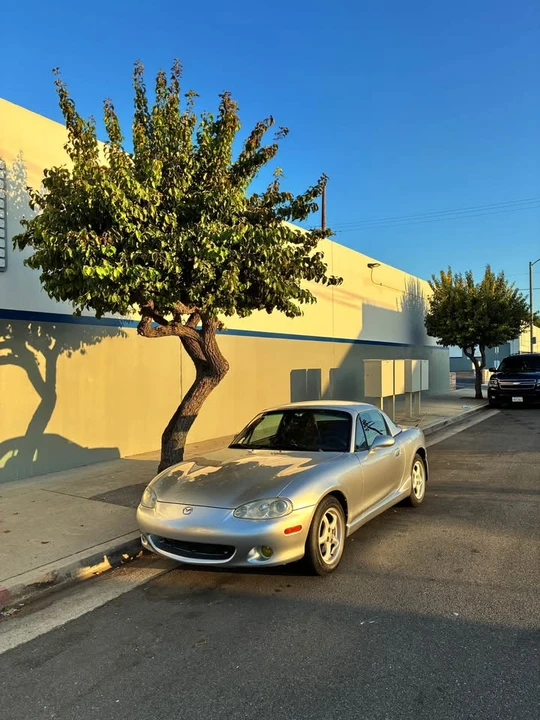 2004 Mazda NB MX-5 Miata - Image 2 of 3