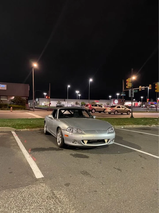 2004 Mazda NB MX-5 Miata - Image 2 of 4