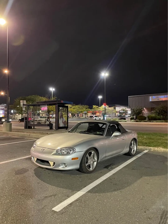 2004 Mazda NB MX-5 Miata - Image 3 of 4